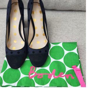 Boden Lisbeth leather suede pumps | Navy rounded cap toe w black polka dots EU41